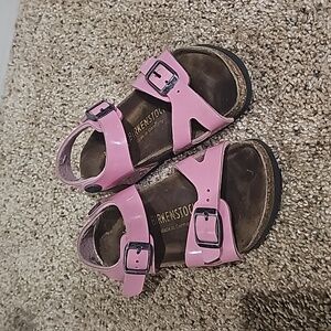 Girls Pink Birkenstock Sandal sz 6